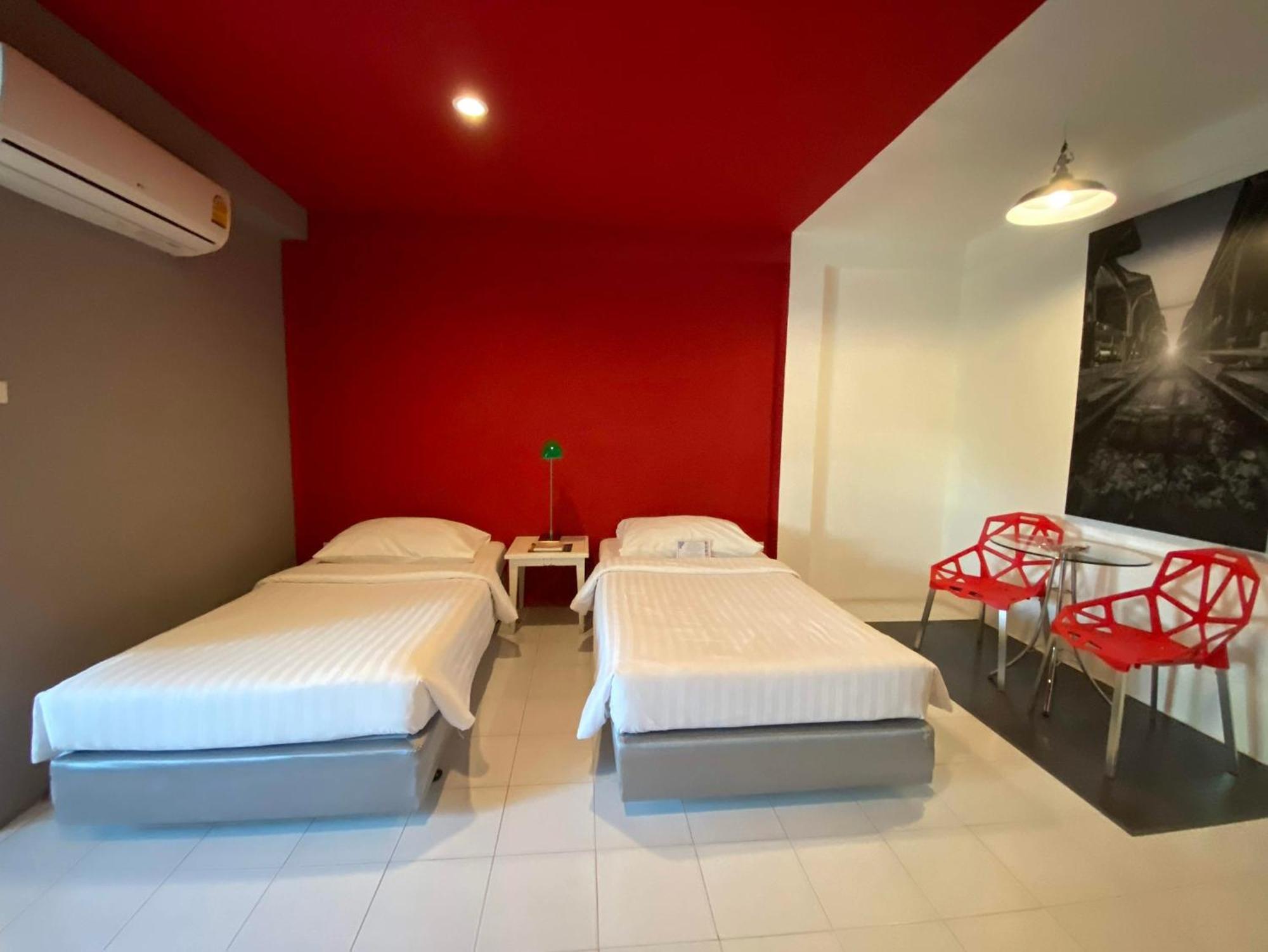 Hotel Sino @ Thungsong à Thung Song Extérieur photo
